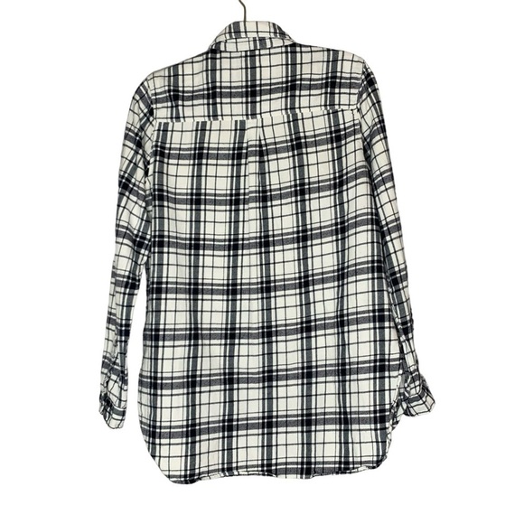 Sundry navy white plaid flannel button down. Size 2 (8-10) M‎ - Picture 2 of 9